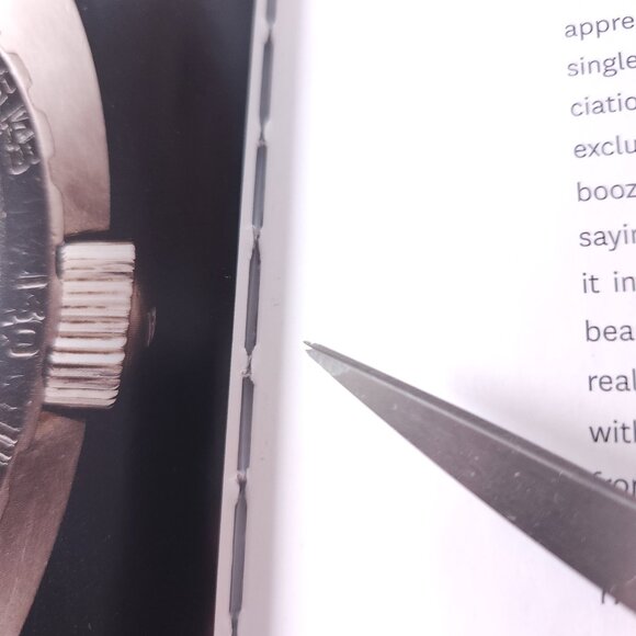 A Man & His Watch Iconic Watches and Stories from the Men Who Wore Them Hranek - Picture 10 of 16